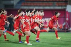 bsports体育-中国女足蓄势待发，实力碾压对手进入决赛